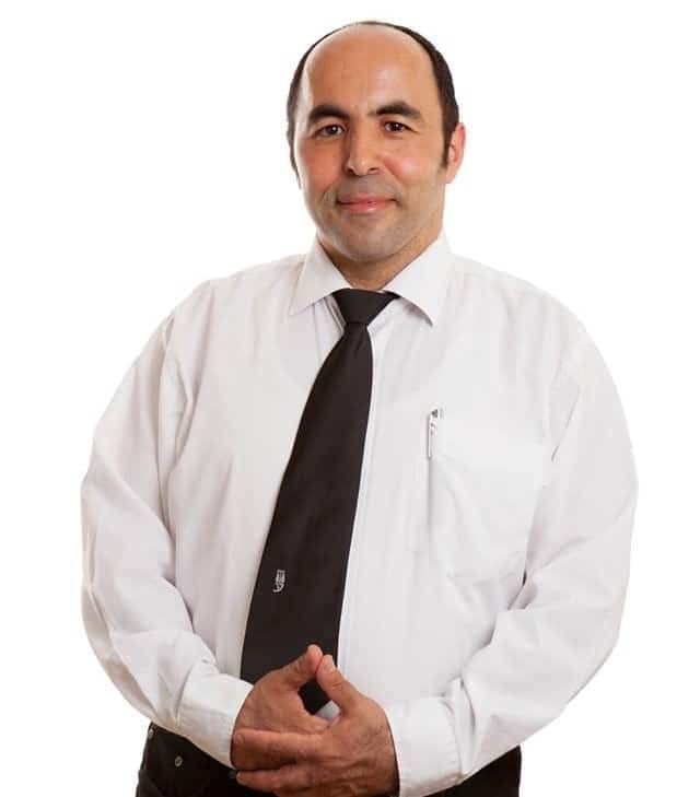 תמונת עו״ד ארז רביב עו"ד ומגשר